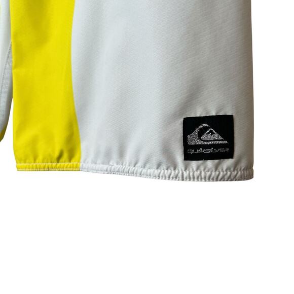 QUIKSILVER 11"  Boardshorts in White, Yellow, Blue, Men's 36" Waist - Picture 7 of 12